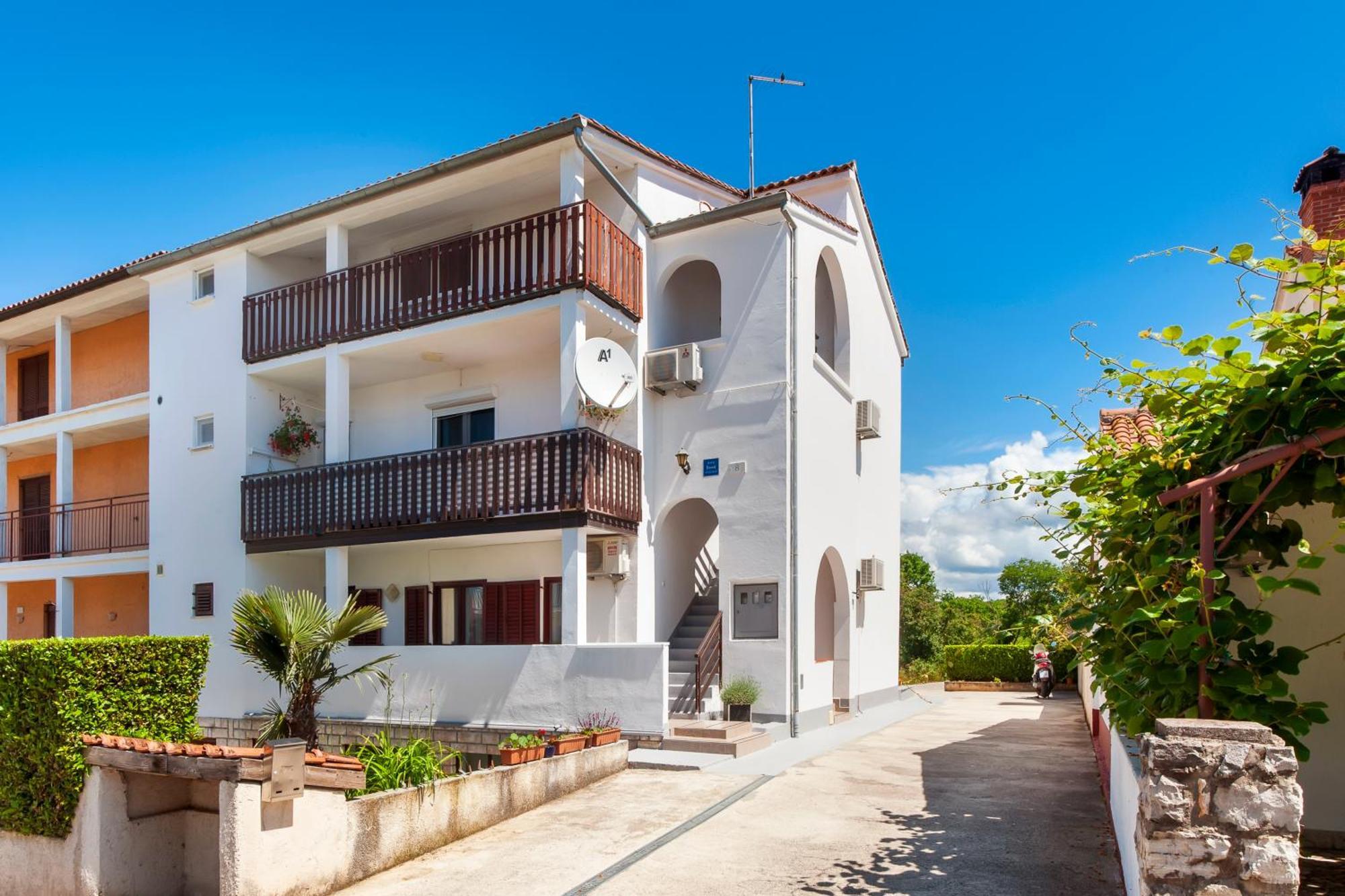 Comfort Valbruna Apartament